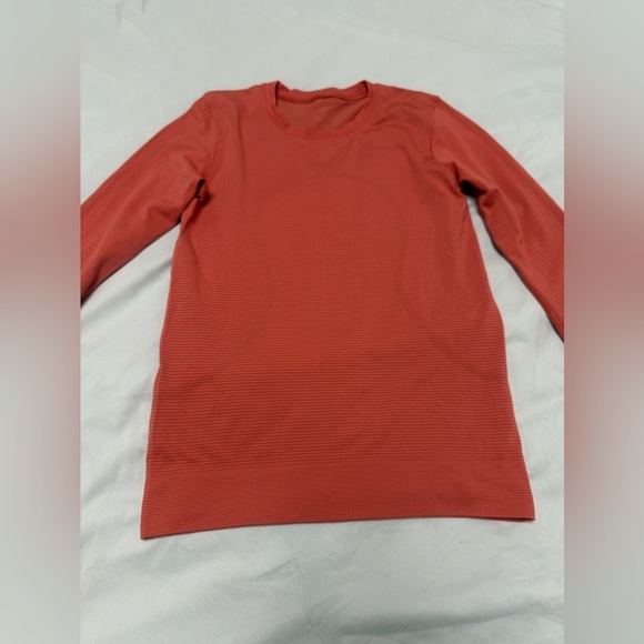 Lululemon Swiftly Relaxed Long-Sleeve Shirt *small Hole* - Picture 3 of 7